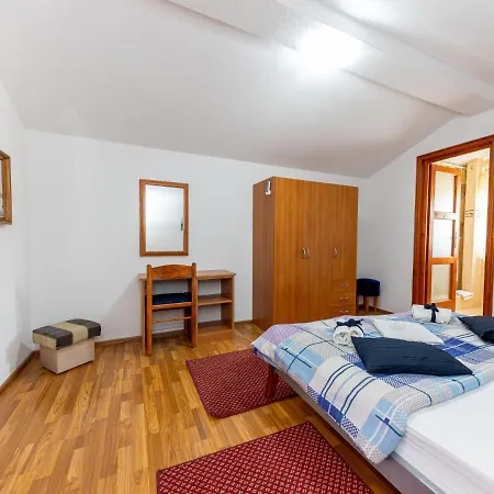 Apartmán Saba-2 By Interhome Trogir