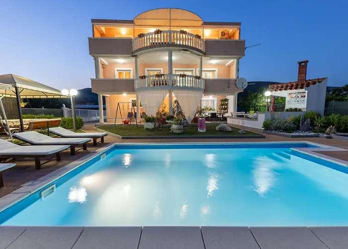 Saba-2 By Interhome Appartamento Traù