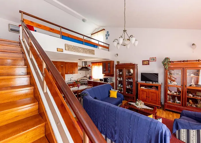 Saba-2 By Interhome * Traù